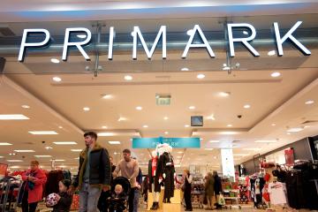 Primark lovers are raving over their seamless, wi-fi bra and thong units that solely value £6 3 Primark shoppers rush to buy 'bargain' bedroom essential for just £3