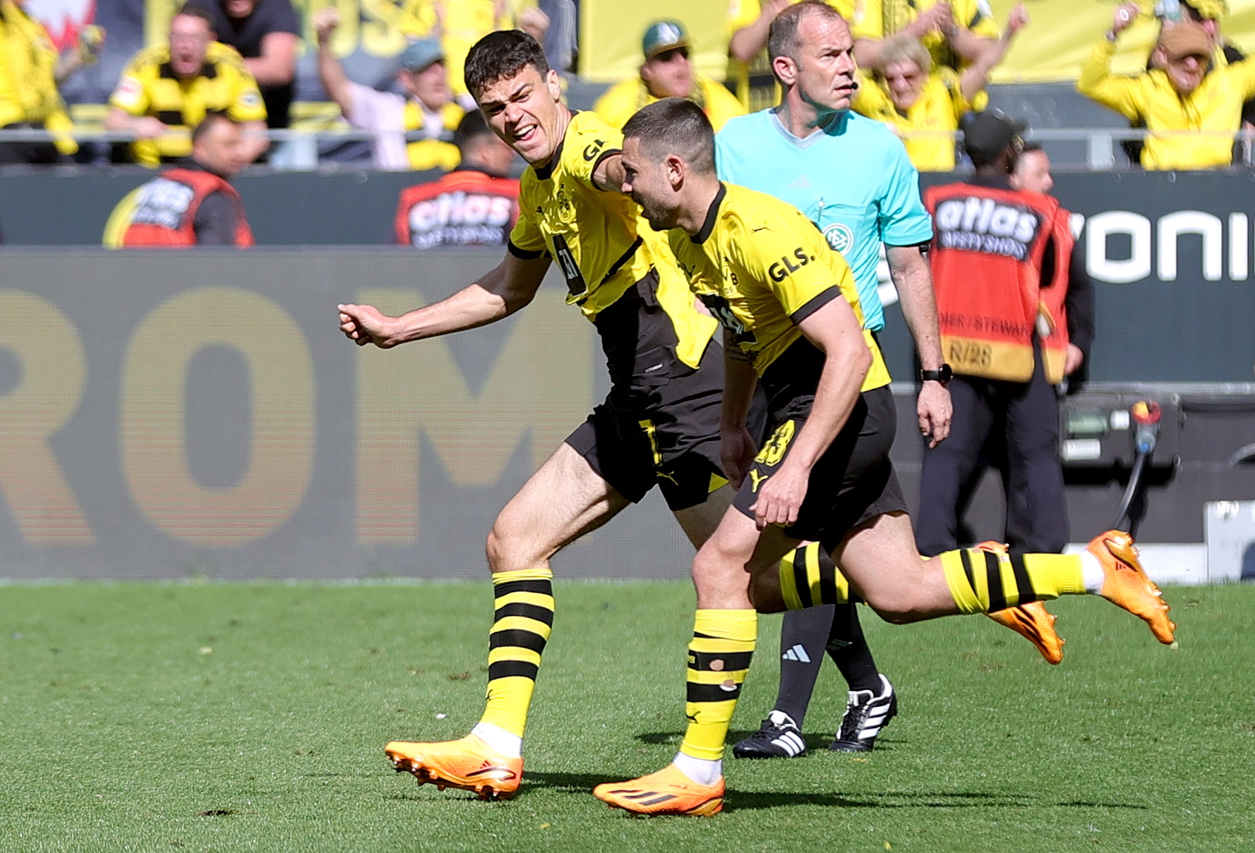 Raphael Guerreiro pulled one back for Borussia Dortmund
