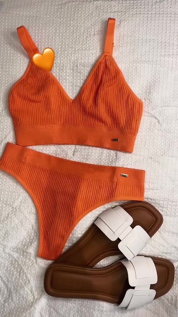 Primark lovers are raving over their seamless, wi-fi bra and thong units that solely value £6 4 Her video has racked up over 20,000 likes and people were keen to get to the budget store to pick up their own set